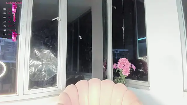 Megan Lim online show from 19, 12, 2024