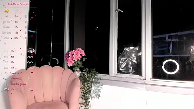 Megan Lim online show from 27, 12, 2024