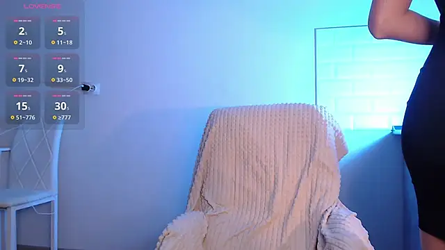 Eva Hailey  online show from 14, 11, 2025