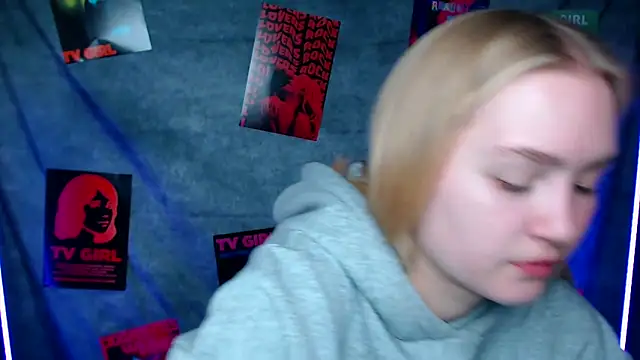 MademoiselleCl online show from 24, 10, 2025