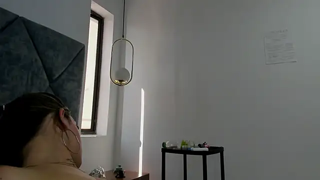 Lizz Luna online show from 20, 1, 2025