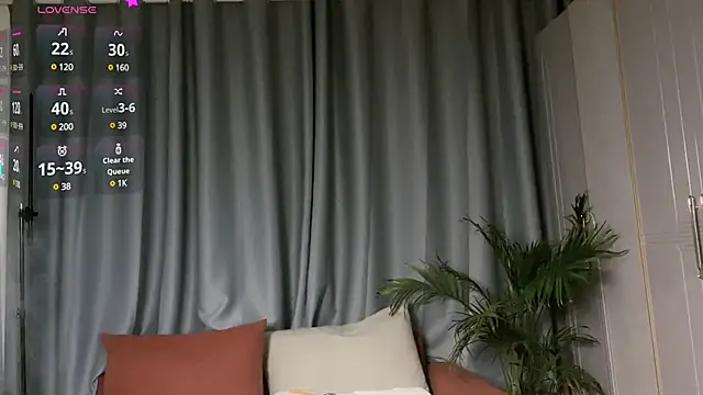 Snapshot of Youth3_ chatting on 10, 1, 2025 Youth3  online show from 10, 1, 2025