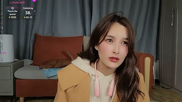 Snapshot of Youth3_ chatting on 14, 1, 2025 Youth3  online show from 14, 1, 2025