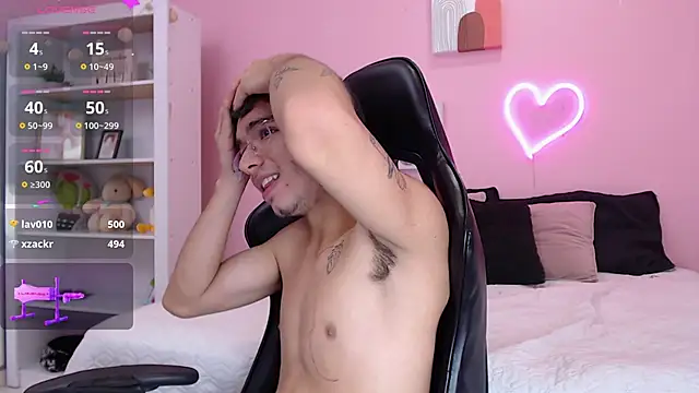 Ian Castillo  online show from 10, 1, 2025