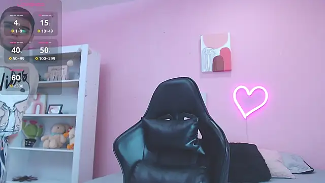 Ian Castillo  online show from 27, 1, 2025