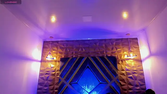 Ian Castillo  online show from 9, 2, 2026