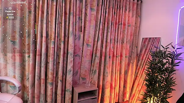 aisha bx online show from 21, 2, 2025