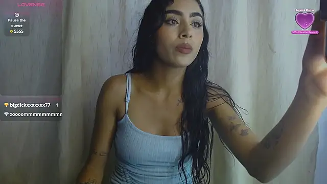 Snapshot of AntonellaAndNoah chatting on 11, 12, 2024 AntonellaAndNoah online show from 11, 12, 2024