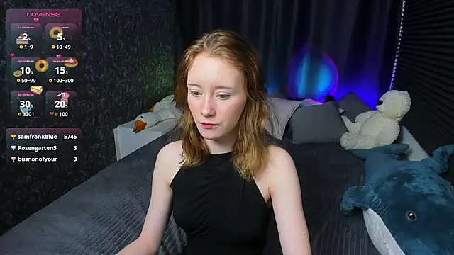 MonicaPerryy online show from 11, 2, 2025