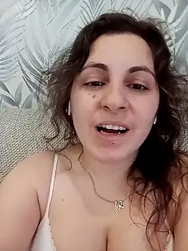 ShelaDiass online show from 5, 3, 2026