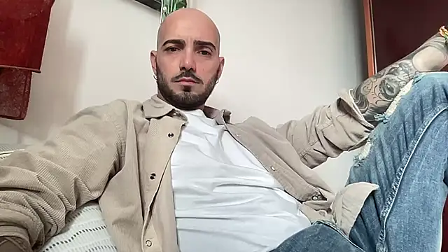 alessandromori91 online show from 5, 3, 2026