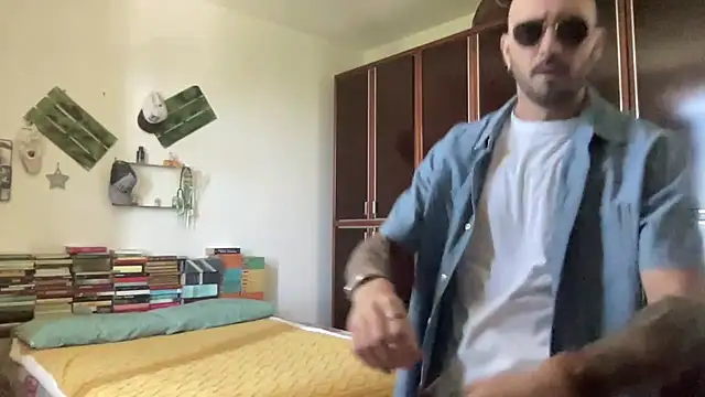 alessandromori91 online show from 19, 4, 2026