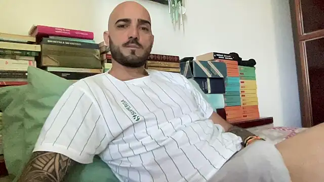Snapshot of alessandromori91 chatting on 26, 4, 2026 alessandromori91 online show from 26, 4, 2026