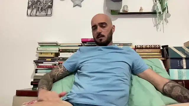 Snapshot of alessandromori91 chatting on 27, 4, 2026 alessandromori91 online show from 27, 4, 2026