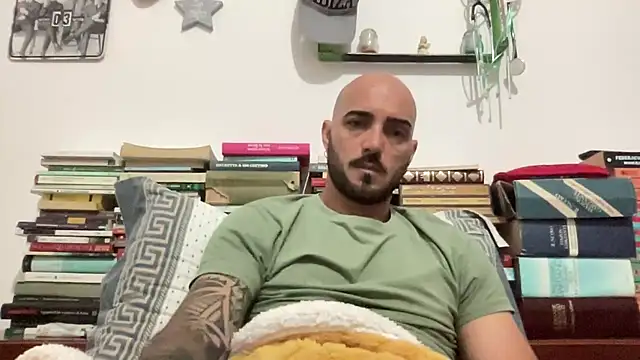 Snapshot of alessandromori91 chatting on 14, 5, 2026 alessandromori91 online show from 14, 5, 2026