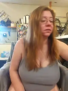 MsShelby40 online show from 7, 4, 2026