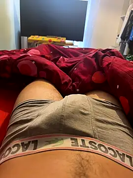 Snapshot of enzomlt chatting on 15, 12, 2025 enzomlt online show from 15, 12, 2025