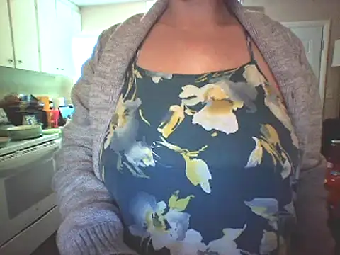 Big-Tits-McGee online show from 19, 2, 2025