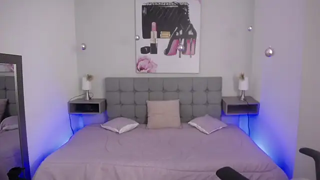 Violetta Suky online show from 11, 1, 2025