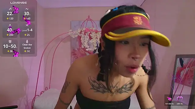 Violetta Suky online show from 22, 2, 2025