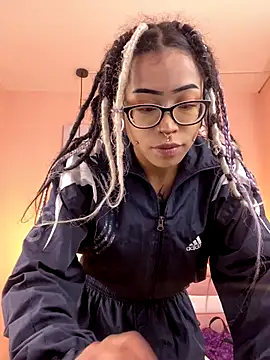 Violetta Suky online show from 8, 10, 2025