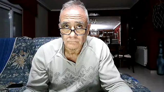 Snapshot of maduroguapo chatting on 20, 11, 2025 maduroguapo online show from 20, 11, 2025