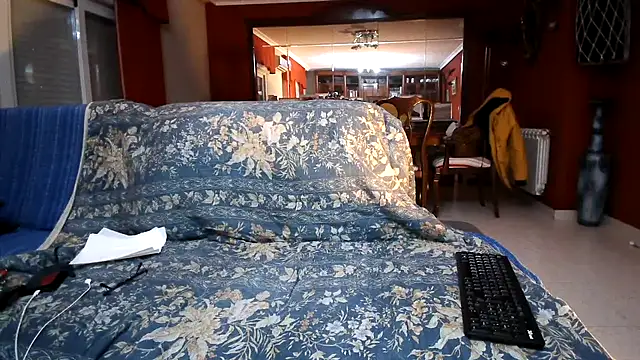 Snapshot of maduroguapo chatting on 30, 11, 2025 maduroguapo online show from 30, 11, 2025