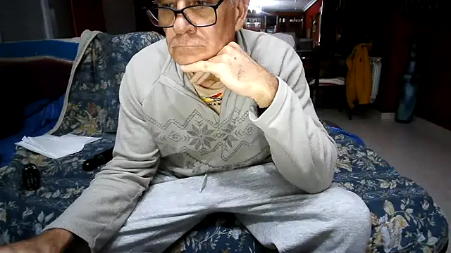 Snapshot of maduroguapo chatting on 10, 2, 2026 maduroguapo online show from 10, 2, 2026