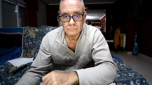 Snapshot of maduroguapo chatting on 11, 2, 2026 maduroguapo online show from 11, 2, 2026