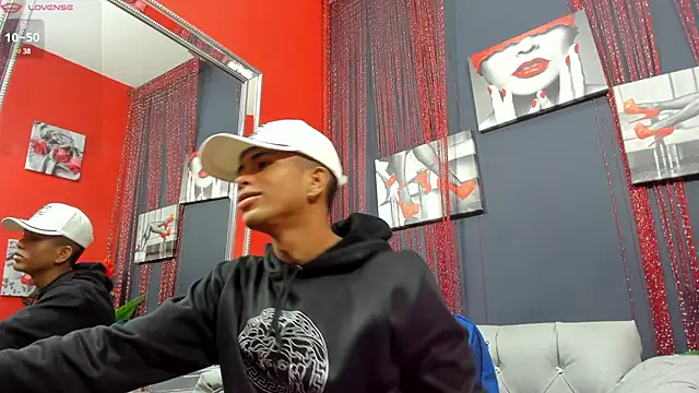 Hotkoljeixxx online show from 9, 3, 2025