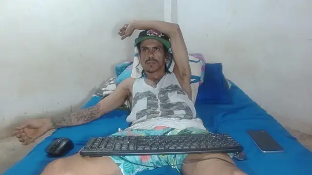 Snapshot of damian_bottom_bigcock chatting on 29, 10, 2025 damian bottom bigcock online show from 29, 10, 2025