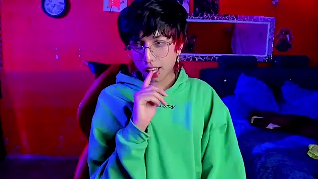 AnggelONfiree online show from 10, 3, 2025