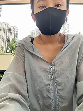 Snapshot of moneymaker_taipei chatting on 5, 10, 2025 moneymaker taipei online show from 5, 10, 2025