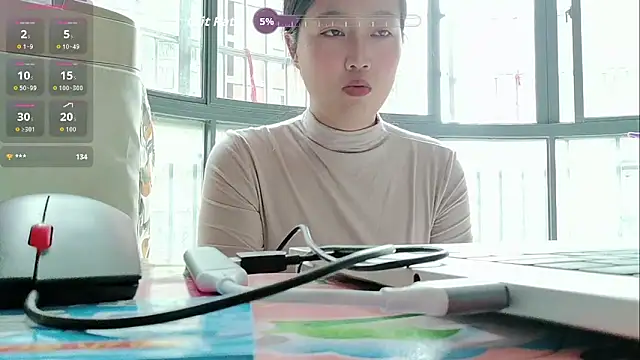 luoxuwen online show from 2, 11, 2025