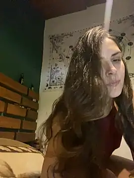 Snapshot of isadelasestrellas chatting on 14, 4, 2026 isadelasestrellas online show from 14, 4, 2026