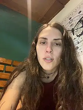 Snapshot of isadelasestrellas chatting on 15, 4, 2026 isadelasestrellas online show from 15, 4, 2026