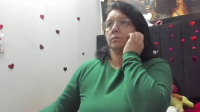 Evaaross 2345 online show from 16, 3, 2026