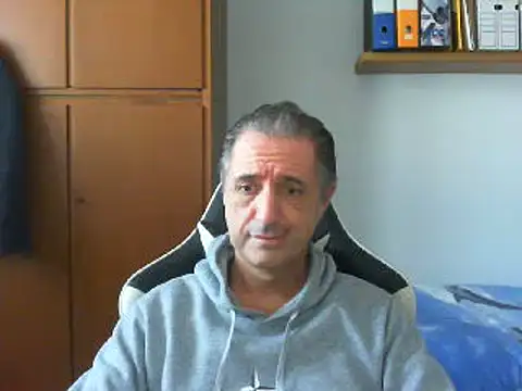 Snapshot of lliuk70mi chatting on 30, 12, 2024 lliuk70mi online show from 30, 12, 2024