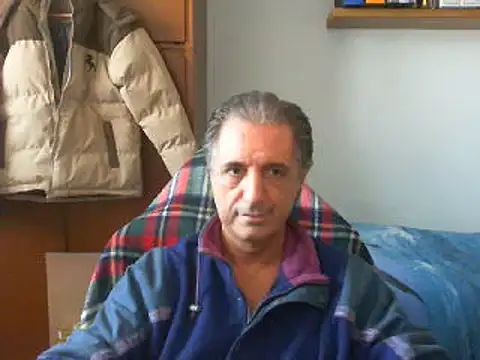 Snapshot of lliuk70mi chatting on 14, 12, 2025 lliuk70mi online show from 14, 12, 2025