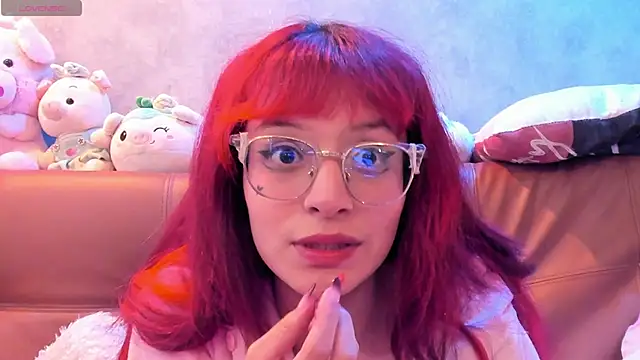 Snapshot of RedMeloddy chatting on 2, 2, 2026 RedMeloddy online show from 2, 2, 2026