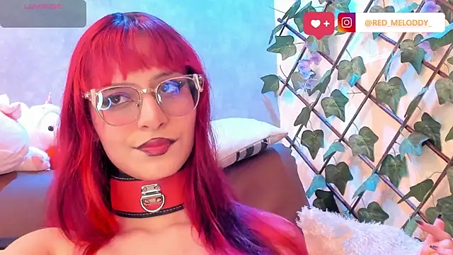 Snapshot of RedMeloddy chatting on 5, 2, 2026 RedMeloddy online show from 5, 2, 2026