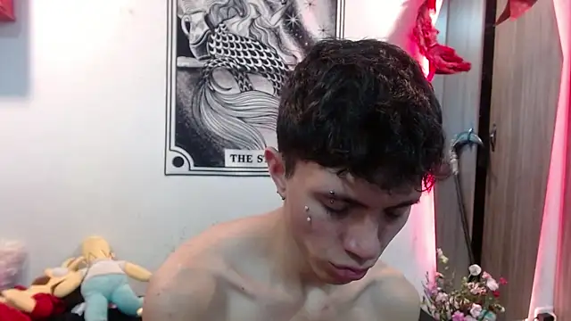 Justyn Ross online show from 13, 12, 2025