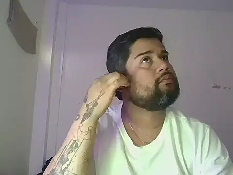 Snapshot of GABRIELGARCIA1313 chatting on 1, 8, 2026 GABRIELGARCIA1313 online show from 1, 8, 2026