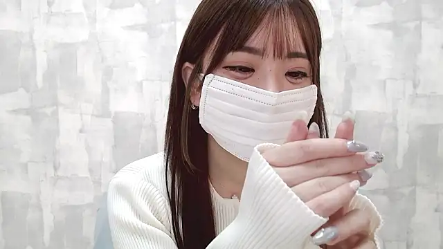 LOVE MOMO LOVE online show from 5, 10, 2025