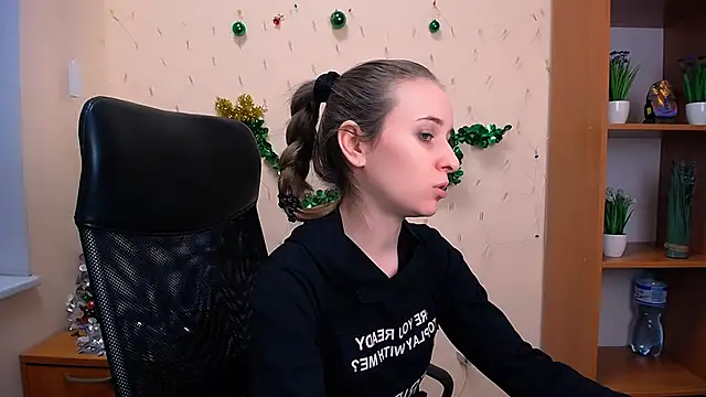  Nicole new online show from 18, 12, 2024