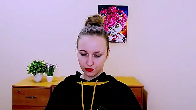  Nicole new online show from 13, 1, 2025