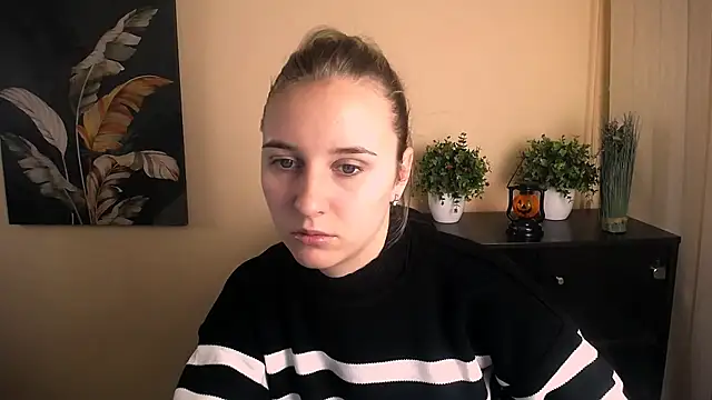  Nicole new online show from 30, 10, 2025