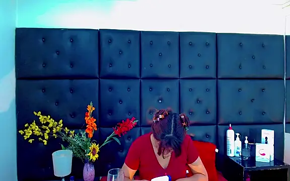 Isalombardi online show from 11, 2, 2026