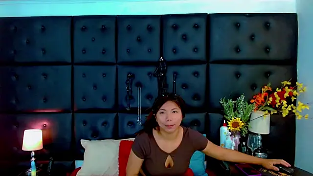 Snapshot of Isalombardi chatting on 17, 6, 2026 Isalombardi online show from 17, 6, 2026