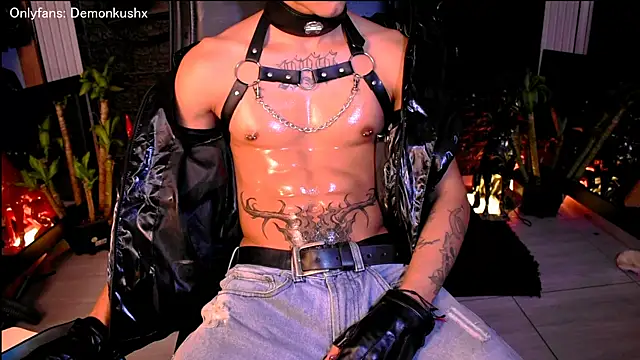 Snapshot of DemonKush-- chatting on 13, 11, 2025 DemonKush-- online show from 13, 11, 2025